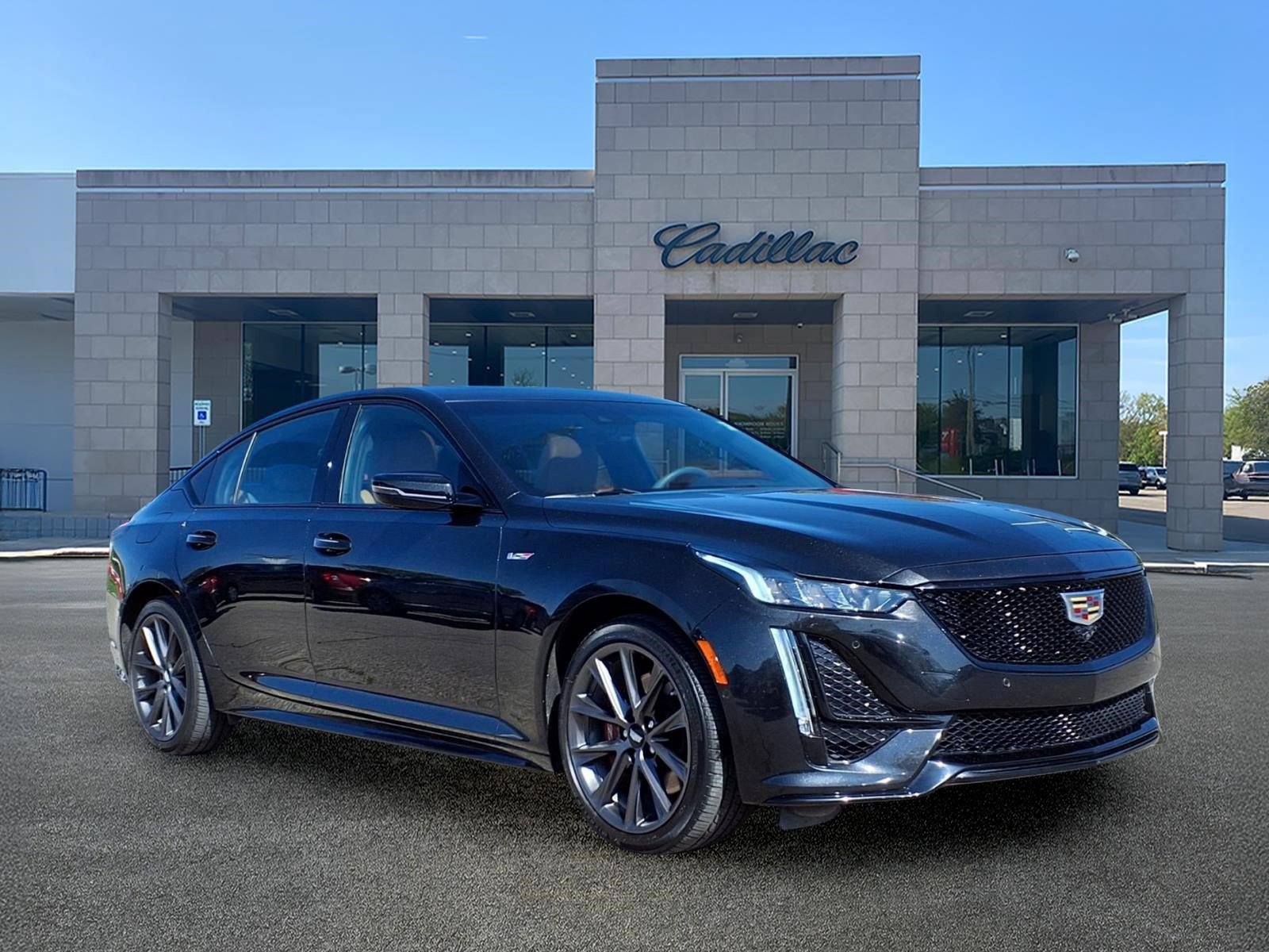Used 2024 Cadillac CT5 V w/ Platinum Package AWD/4WD image 3