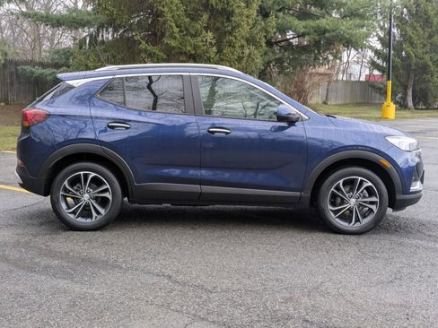Certified 2023 Buick Encore GX Select w/ Safety Package II AWD/4WD image 8