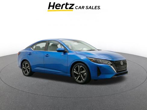 Used 2025 Nissan Sentra SV image 1