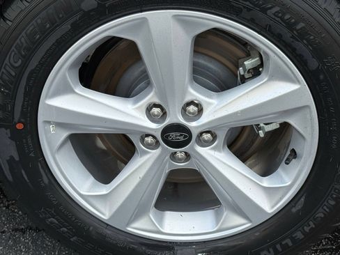 Used 2024 Ford Edge SE AWD/4WD image 11