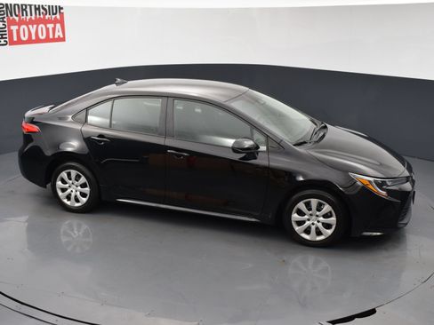 Used 2024 Toyota Corolla LE FWD image 20