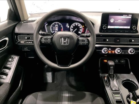 Used 2023 Honda Civic LX image 17