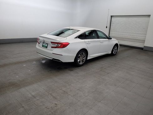 Used 2018 Honda Accord LX image 9