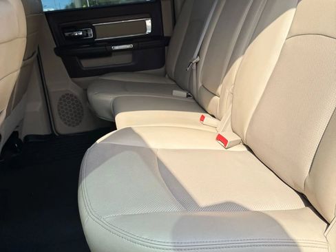 Used 2014 RAM 2500 Laramie w/ Convenience Group image 48