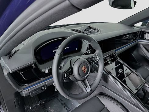New 2026 Porsche Panamera image 4