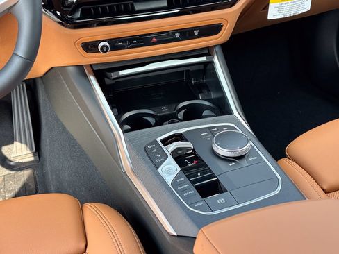 New 2026 BMW 330i xDrive Sedan w/ Premium Package AWD/4WD image 27