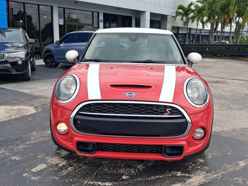 Used 2019 MINI Cooper S FWD image 3