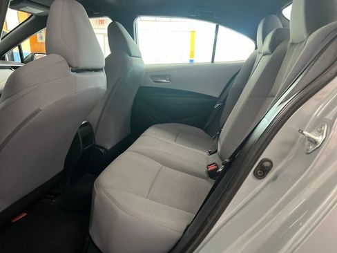 Used 2022 Toyota Corolla SE w/ Carpet Mat Package (TMS) FWD image 14