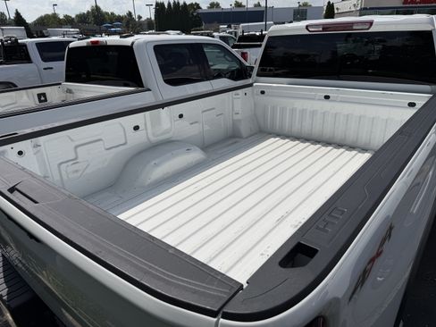 Used 2025 Chevrolet Silverado 2500 LT w/ Convenience Package AWD/4WD image 29