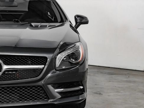 Used 2014 Mercedes-Benz SL 550 image 26