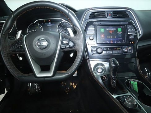 Used 2021 Nissan Maxima SR w/ Sport Mat Group image 29