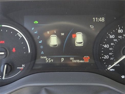 Used 2025 Toyota Sienna XLE image 22