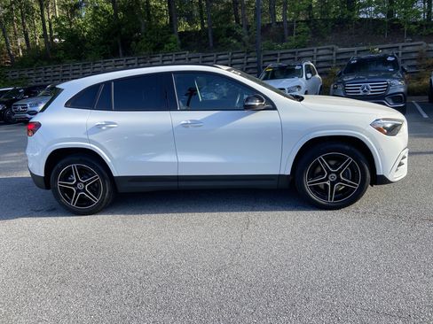 Certified 2025 Mercedes-Benz GLA 250 image 5