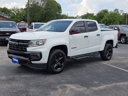 Used 2022 Chevrolet Colorado LT w/ Redline Special Edition RWD image 4