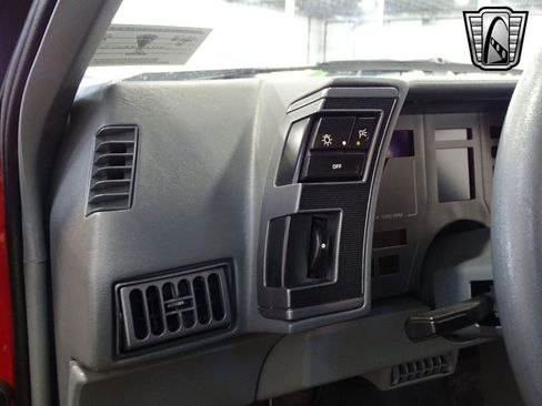 Used 1987 Chevrolet Cavalier Z24 image 13