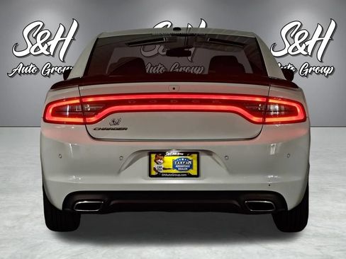 Used 2022 Dodge Charger SXT RWD image 19