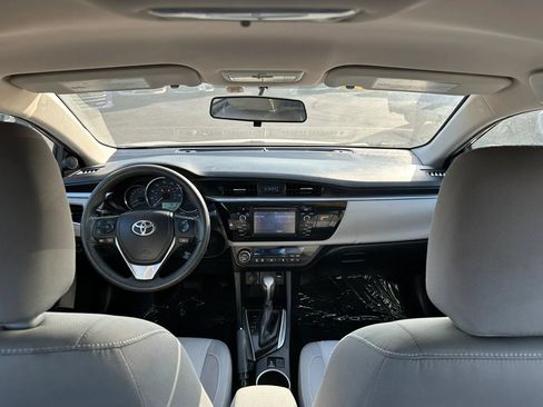 Used 2016 Toyota Corolla LE FWD image 21
