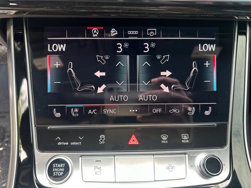 Used 2025 Audi Q7 3.0T Premium Plus AWD/4WD image 18