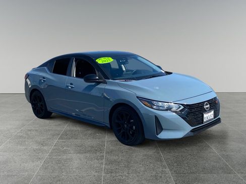 Used 2025 Nissan Sentra SR w/ Midnight Edition FWD image 7