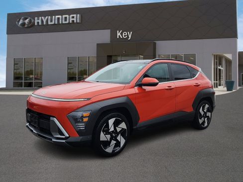 Used 2024 Hyundai Kona Limited FWD image 7