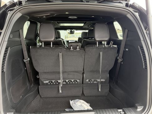 New 2026 Chrysler Pacifica Limited image 13