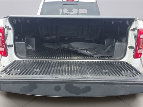 Used 2019 RAM 1500 Laramie image 10