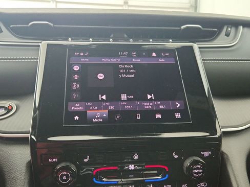 New 2025 Jeep Grand Cherokee Laredo w/ Luxury Tech Group I AWD/4WD image 23