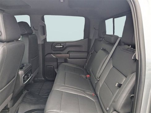 Used 2022 GMC Sierra 1500 SLT w/ SLT Premium Package image 5