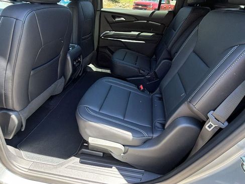 New 2026 Chevrolet Traverse LT FWD image 16