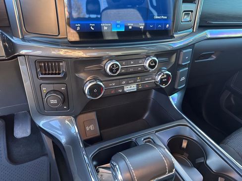 Used 2022 Ford F150 XLT w/ Equipment Group 302A High image 35