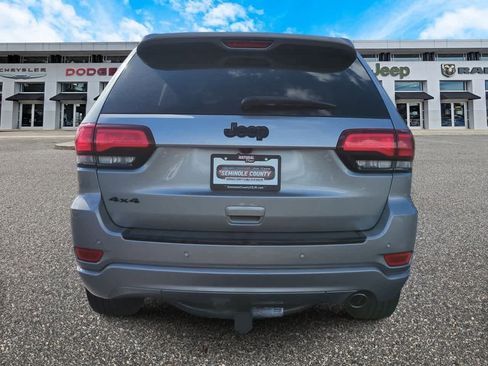 Used 2018 Jeep Grand Cherokee Altitude image 7