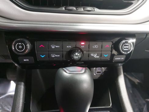 Used 2025 Jeep Compass Limited AWD/4WD image 36