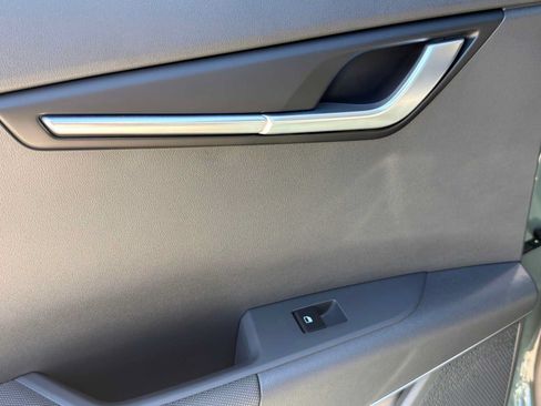 Used 2025 Kia Niro Wind FWD image 24