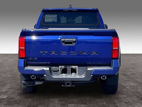 Used 2024 Toyota Tacoma TRD Sport AWD/4WD image 4