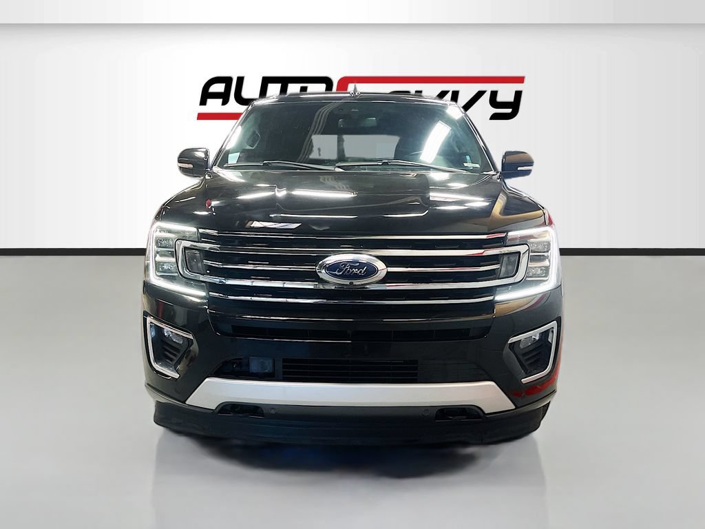 Used 2021 Ford Expedition Limited AWD/4WD image 2