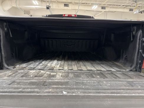 Used 2018 Chevrolet Silverado 1500 LTZ Z71 w/ Redline Edition image 24