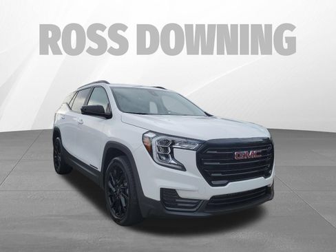 Certified 2024 GMC Terrain SLE w/ Elevation Edition FWD image 4