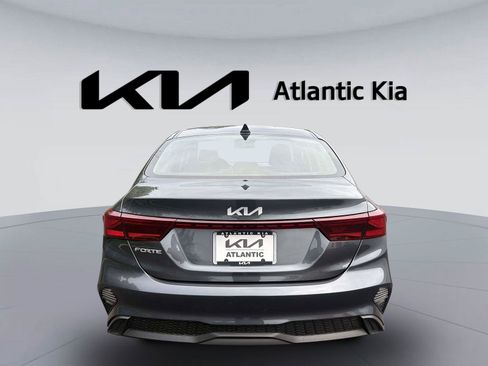 Certified 2023 Kia Forte LXS w/ LXS Technology Package FWD image 7