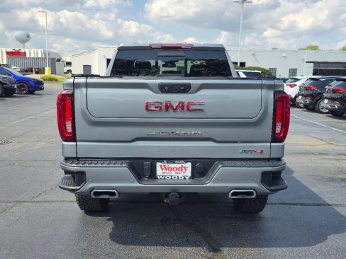 Certified 2023 GMC Sierra 1500 AT4 w/ AT4 Preferred Package AWD/4WD image 9