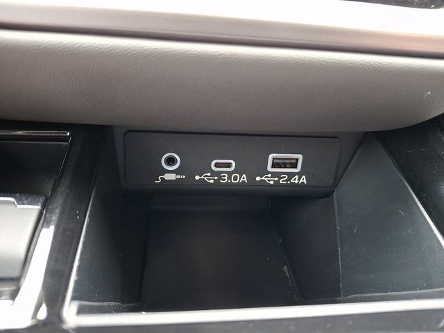 Certified 2025 Subaru Outback Onyx Edition AWD/4WD image 36
