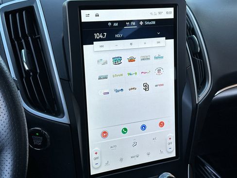 Used 2023 Ford Edge ST-Line image 17