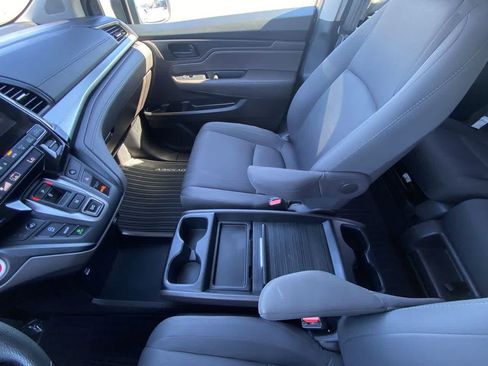 Used 2021 Honda Odyssey EX image 20