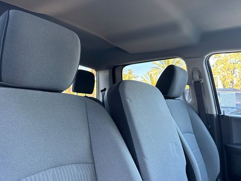 Used 2022 RAM 1500 Classic SLT image 17