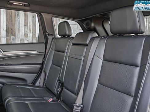 Used 2015 Jeep Grand Cherokee Limited w/ Luxury Group II AWD/4WD image 24