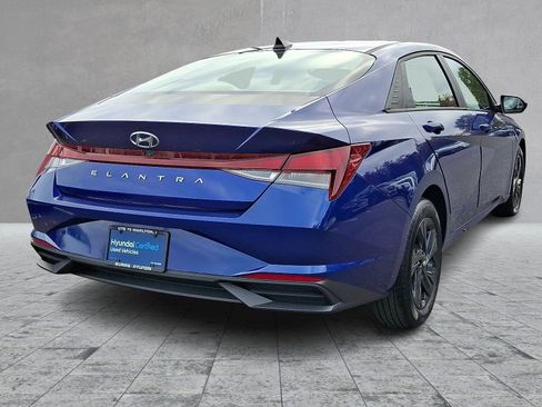 Certified 2023 Hyundai Elantra SEL image 10