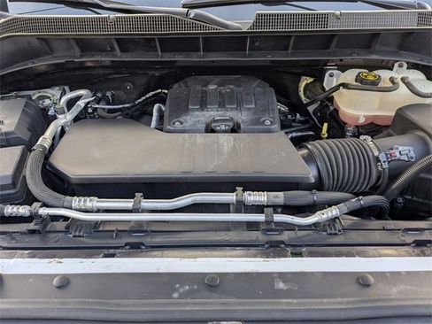 Used 2022 Chevrolet Silverado 1500 Custom w/ Safety Confidence Package image 22