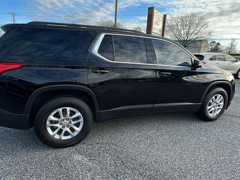 Used 2019 Chevrolet Traverse LT image 5