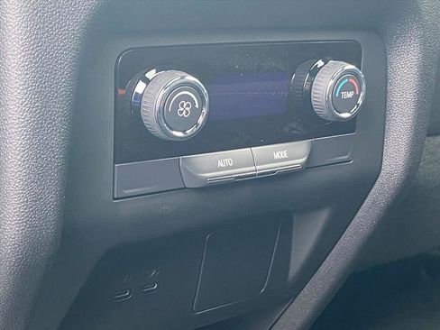 New 2026 Chevrolet Traverse LT w/ Sun and Wheel Package image 22