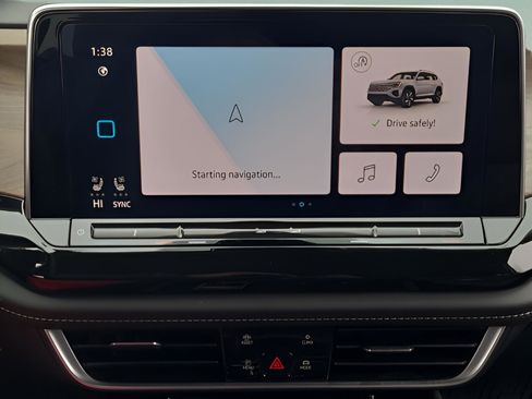 Certified 2025 Volkswagen Atlas SE image 18