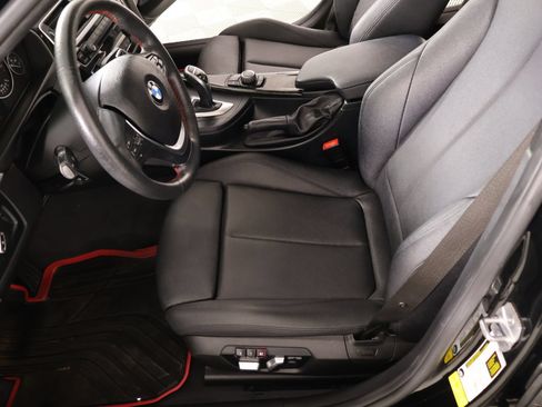 Used 2018 BMW 330i xDrive Sedan AWD/4WD image 11